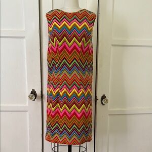 VINTAGE  60s/70s Chevron Zigzag Mod Shift Dress Handmade Size 4